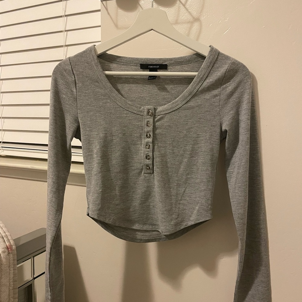 forever21 grey long sleeve crop top